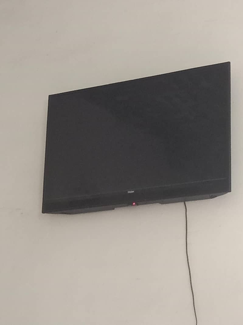 LED TV 1
