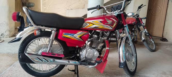 Hinds 125 motorcycle for sale Look Like new .