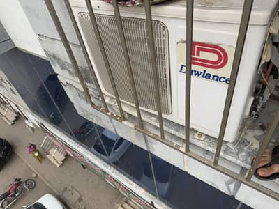 1.5 ton split Ac