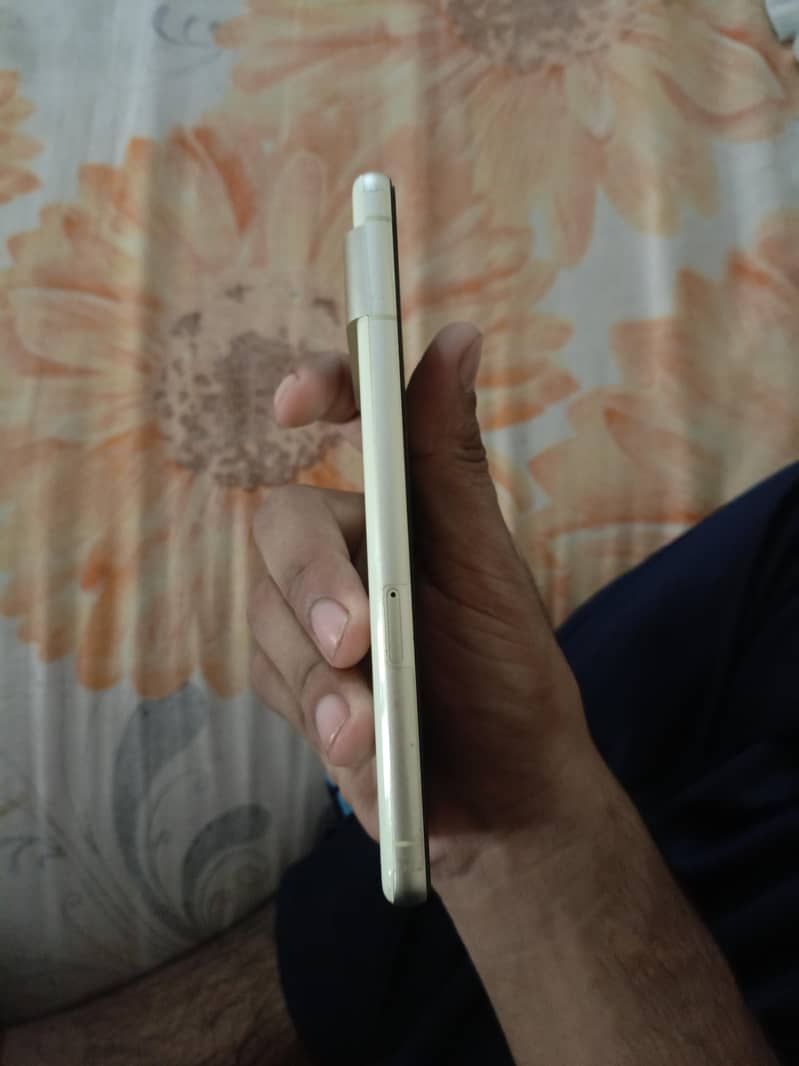 Google Pixel 7 3