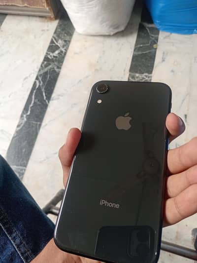 256 iPhone XR
