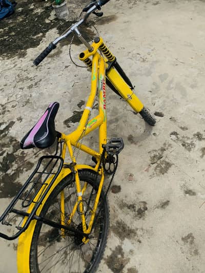 YELLOW BICYCLE