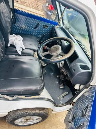 Suzuki Bolan  300-4728712
