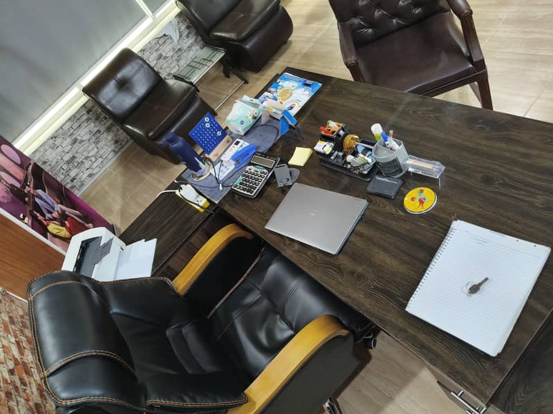 Executive table set 3