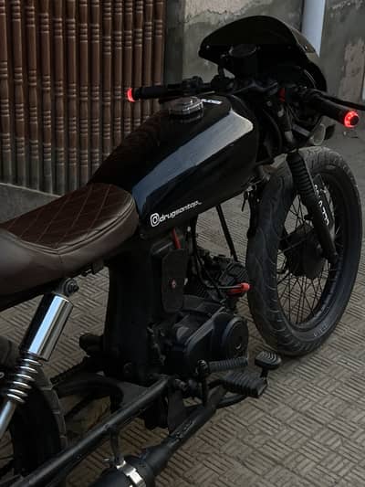 7t cafe racer