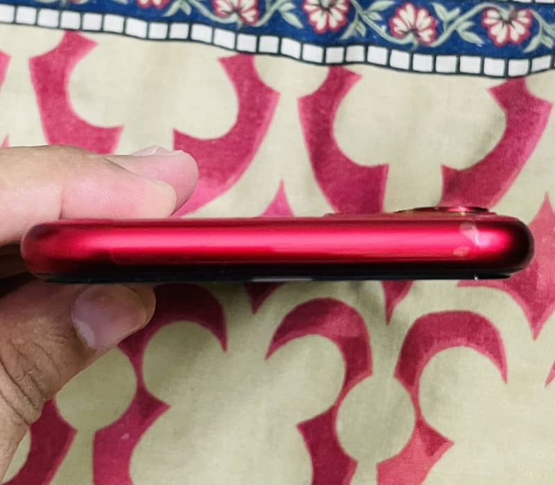 Apple iPhone 11 3