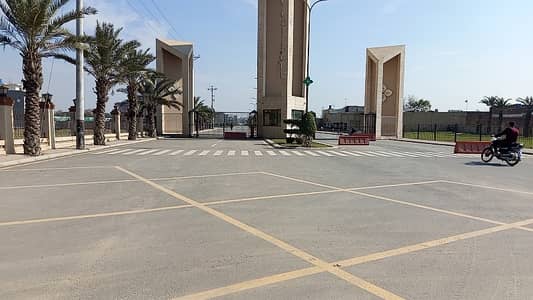 6 Marla Nearest Park Good Location Plot For Sale