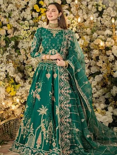 Naqshi – Amyra Luxury Formal