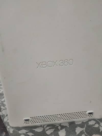 XBOX 360E CAR