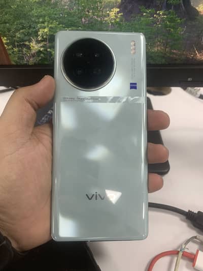 Vivo x90s