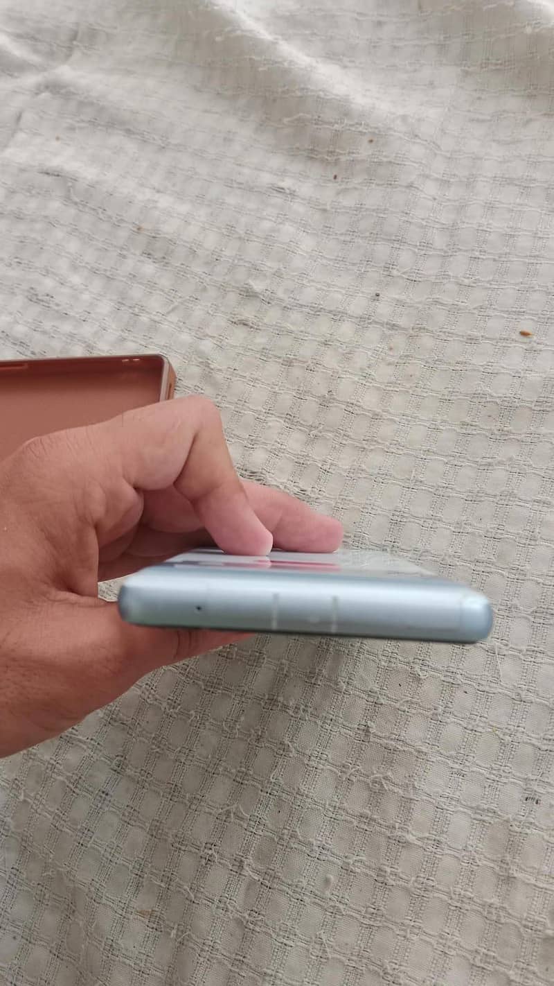 Google Pixel 7a 1