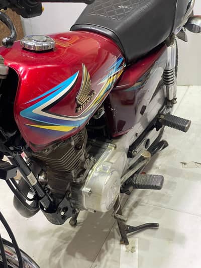 2018 ka model acha halat ka 125