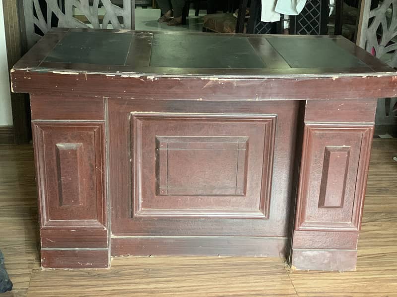 Computer table or side table with 3 drawers 0