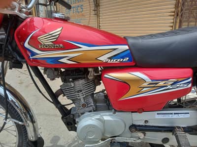 Honda cg 125 Karachi num 2020 model 100 oring scretch less condition