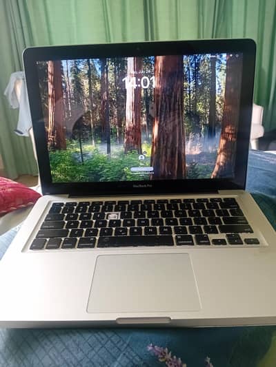 mac's MacBook Pro