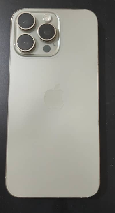 15 pro max Natural Titanium dual physical