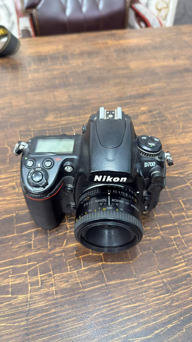 Nikon D700 2