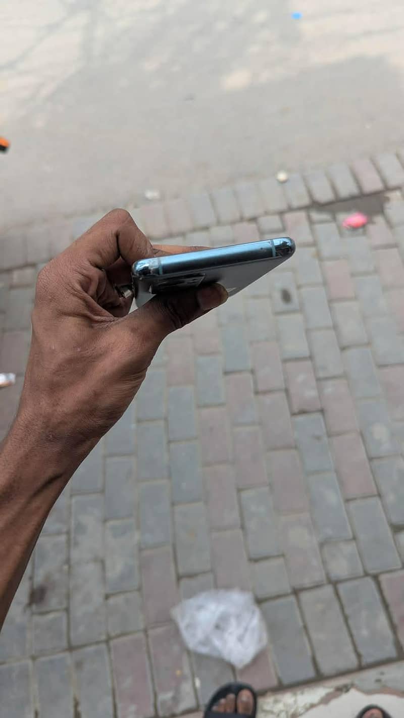 One Plus 9 Pro 4
