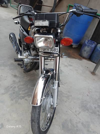 honda 125 black