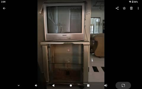 Sony WEGA 21" CRT TV with TV Trolley – Excellent Condition