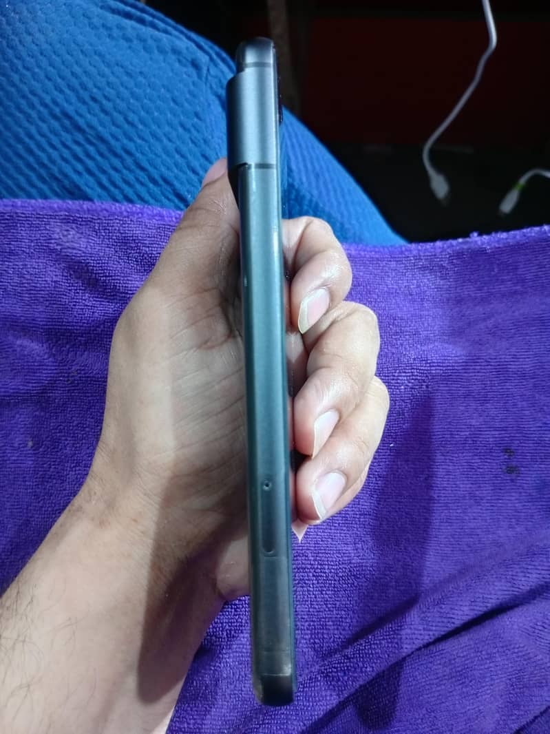 Google Pixel 8 2