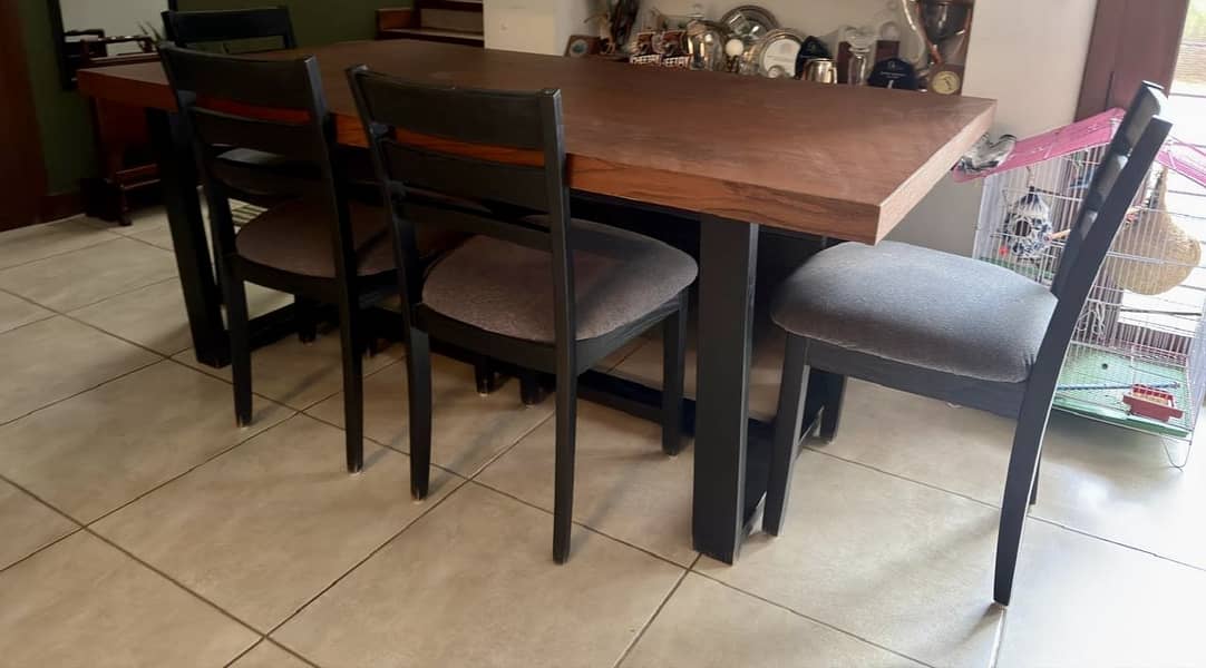 Dinning Table set 0