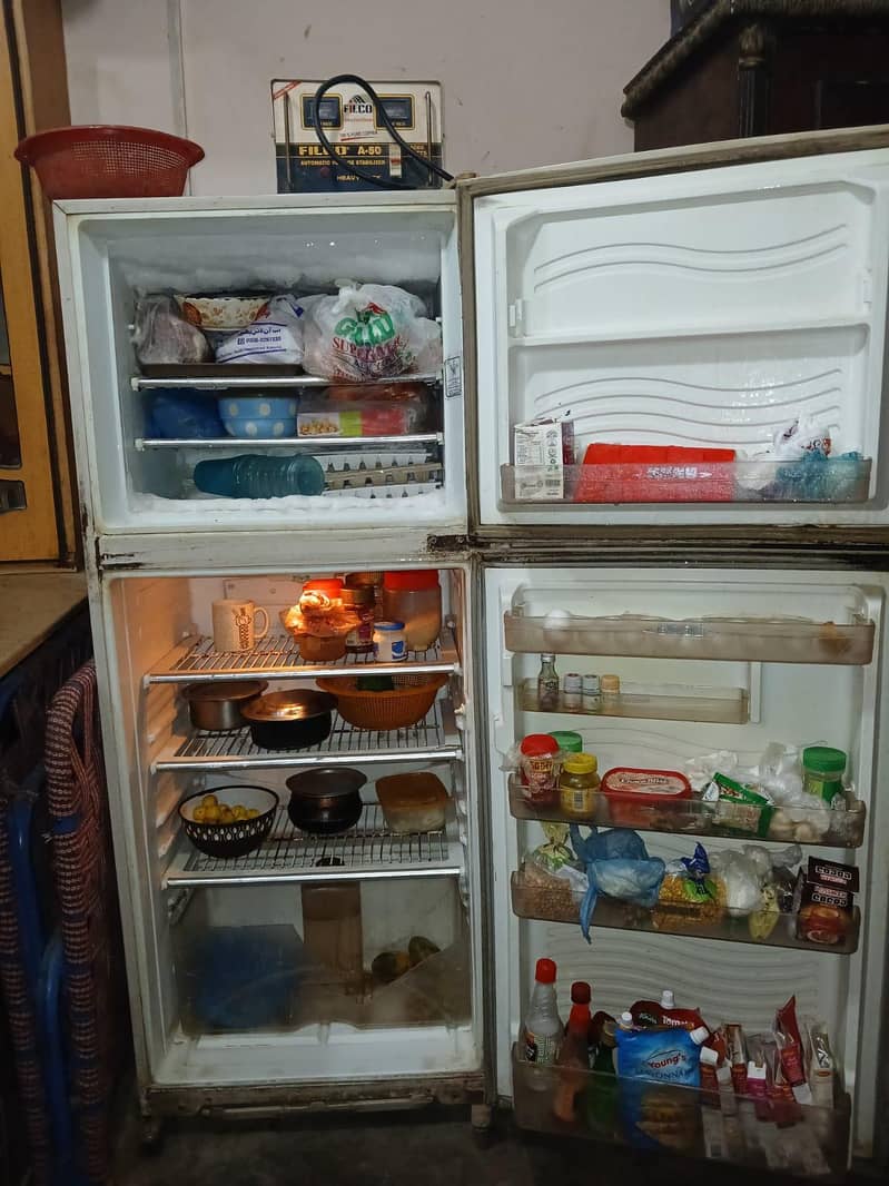 Refrigerator 0