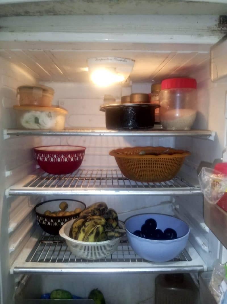 Refrigerator 4