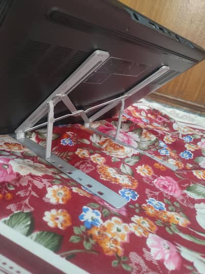 laptop stand