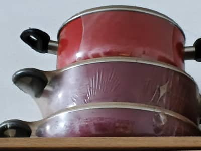 none sticky pots b