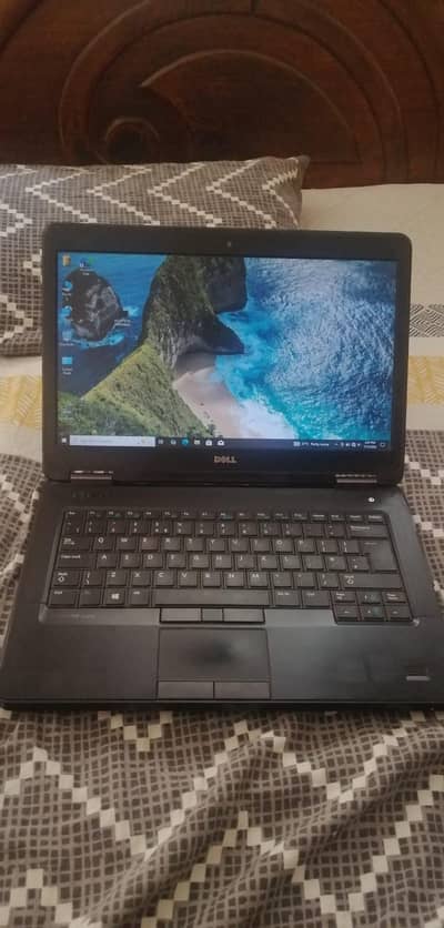 Dell Laptop i5 4th Generation