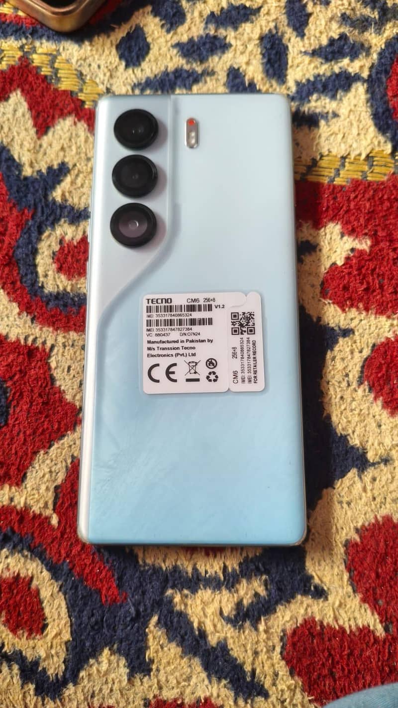 Tecno CAMON 40 Pro 6