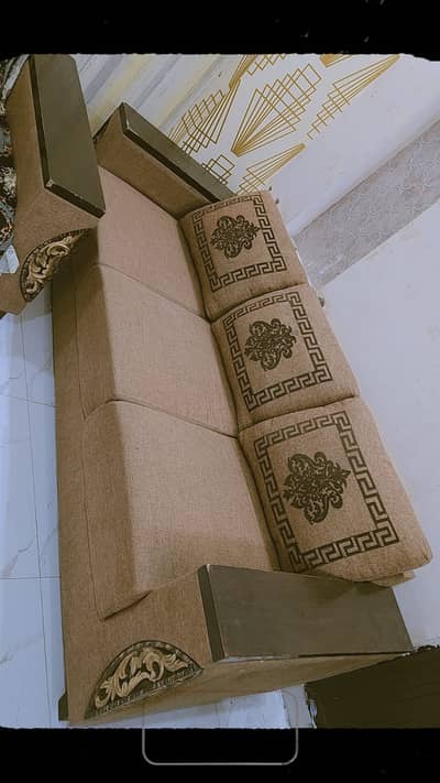 5 Seater Sofa Set Like New