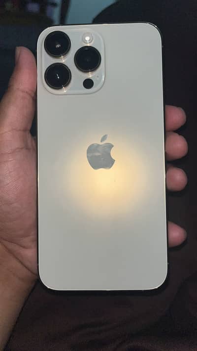 iPhone 14 Pro Max with box