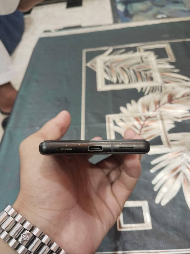 Google Pixel 6a 1