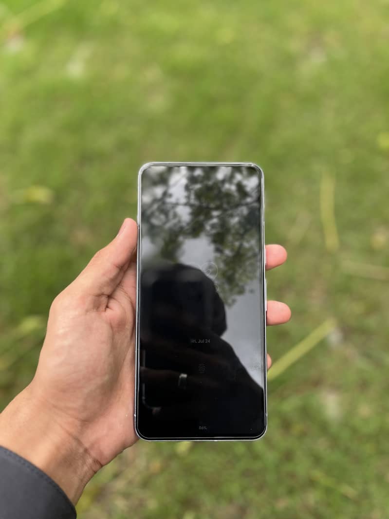 Google Pixel 8 Pro 4