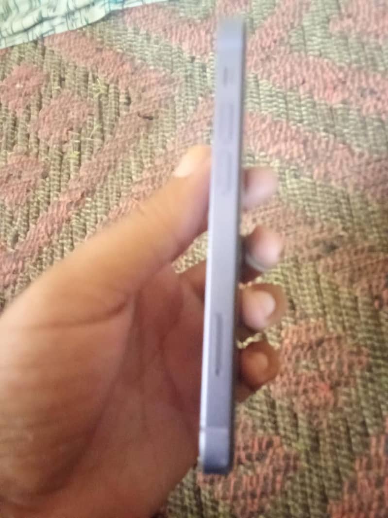iPhone 12 mini 2