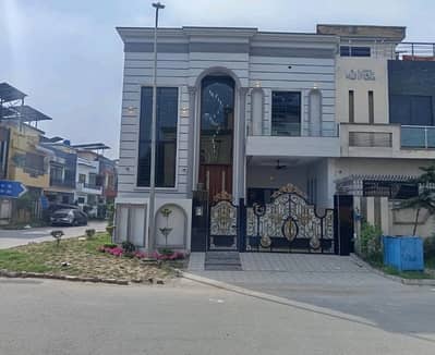 Looking For A Corner House In Citi Housing Society