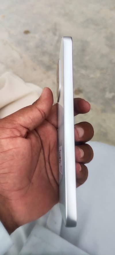 OPPO A6s pro