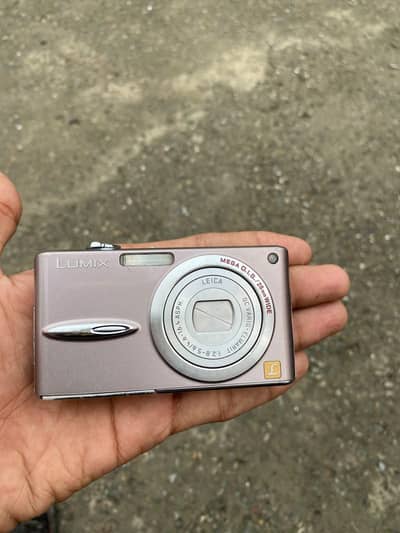 Panasonic DMC-FX30