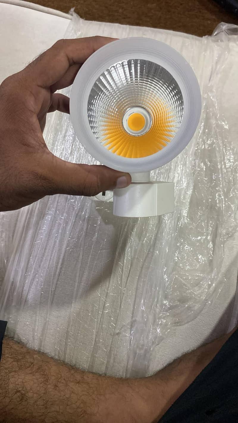 Track Light 2