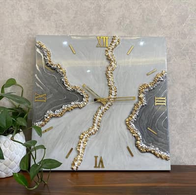 Luxury Resin Clock