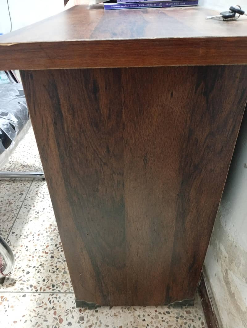 study table and Chair 9