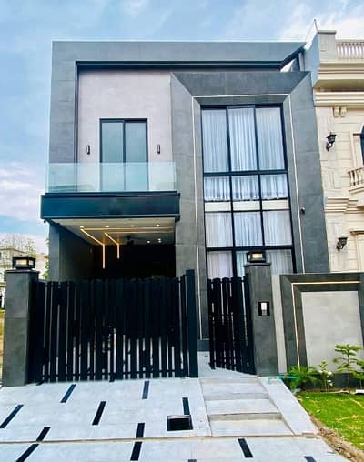 Centrally Located Prime Location House In Citi Housing Society Is Available For sale