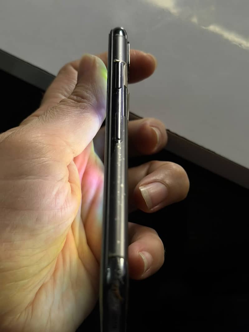 Apple iPhone X 9
