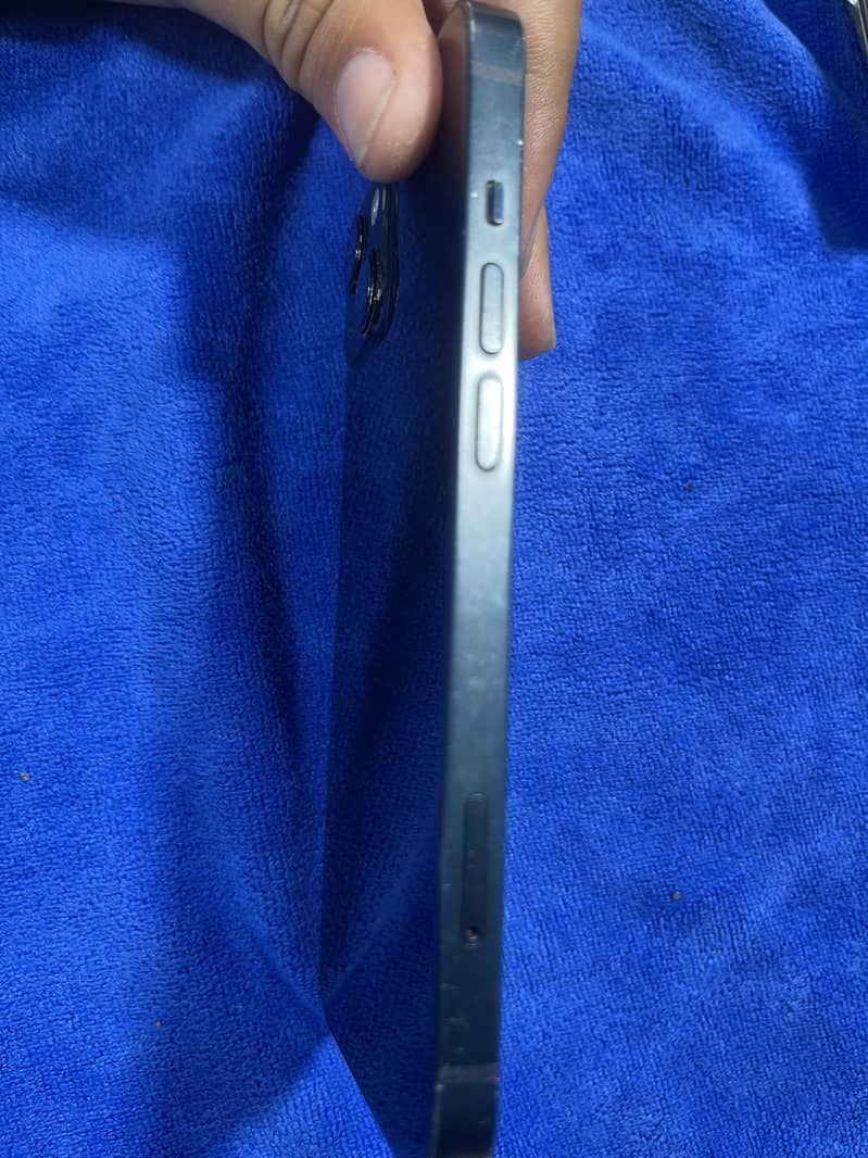 iphone 13 4