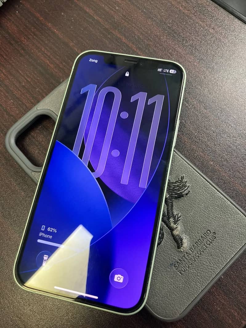Apple iPhone 12 3