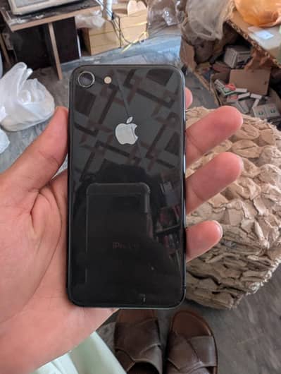 Apple iPhone 8