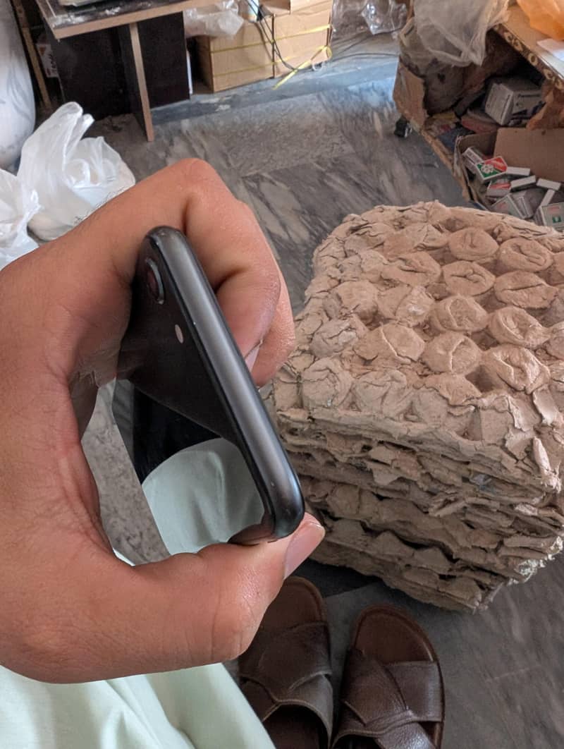 Apple iPhone 8 5