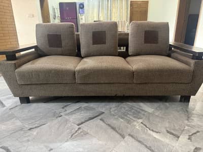 Sofa Set & Dining Table with 6 Chairs – Excellent Condition
